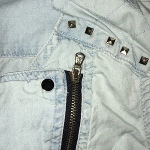 Light Denim romper. Forever 21 size small